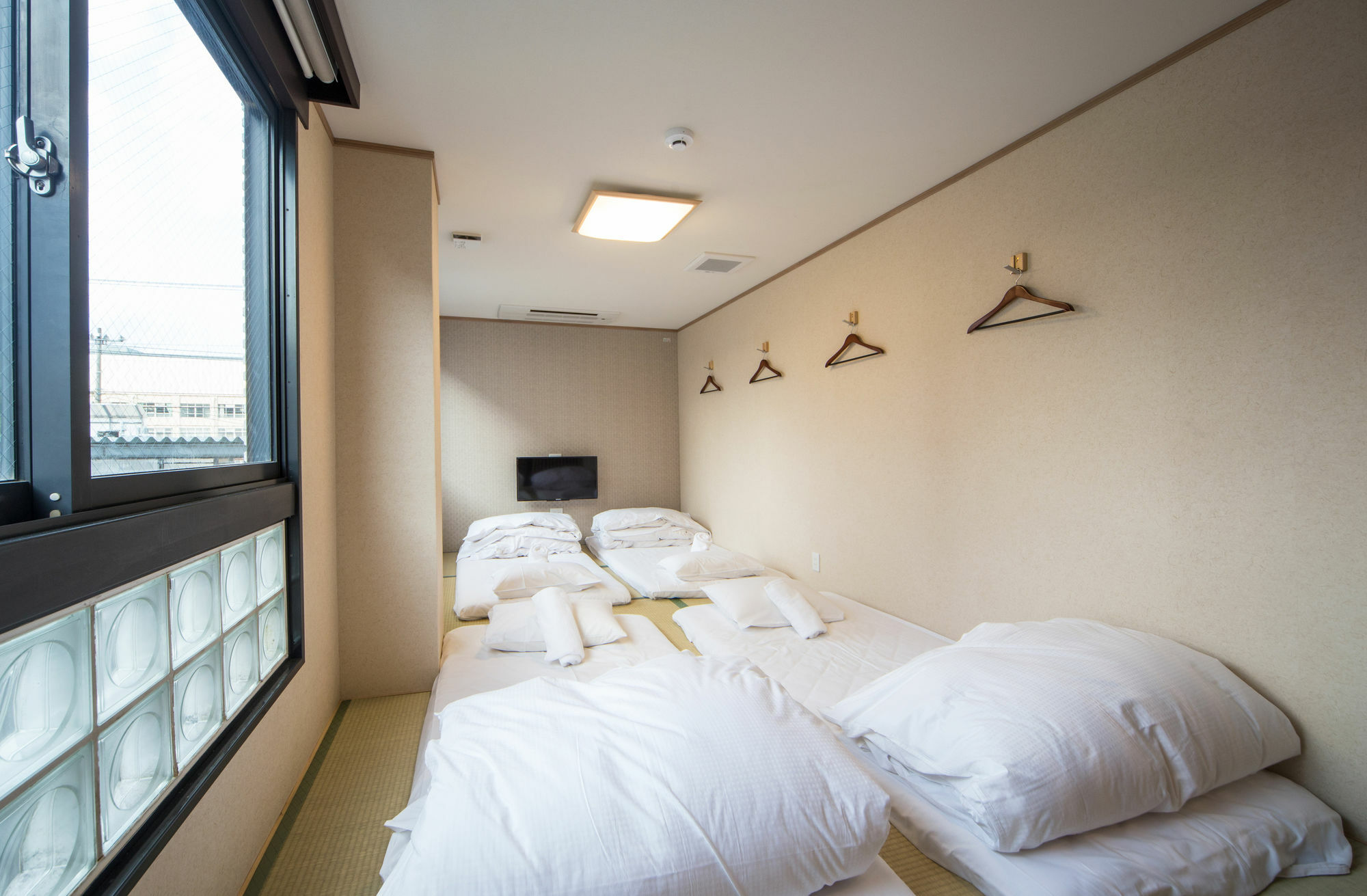 Mosaic Hostel Kyōto Esterno foto